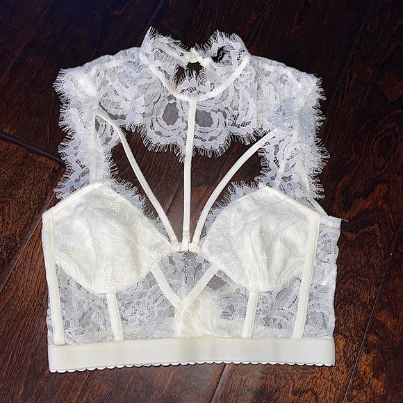 naked wardrobe Tops - Lace Crop Top